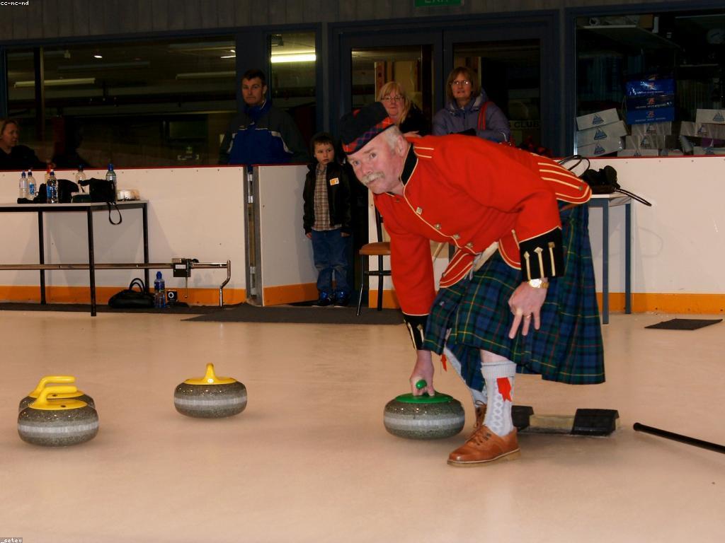 ការប្រកួត: មើលឃើញពីអ្វីដែលធ្វើឱ្យការប្រកួតមានសារៈសំខាន់